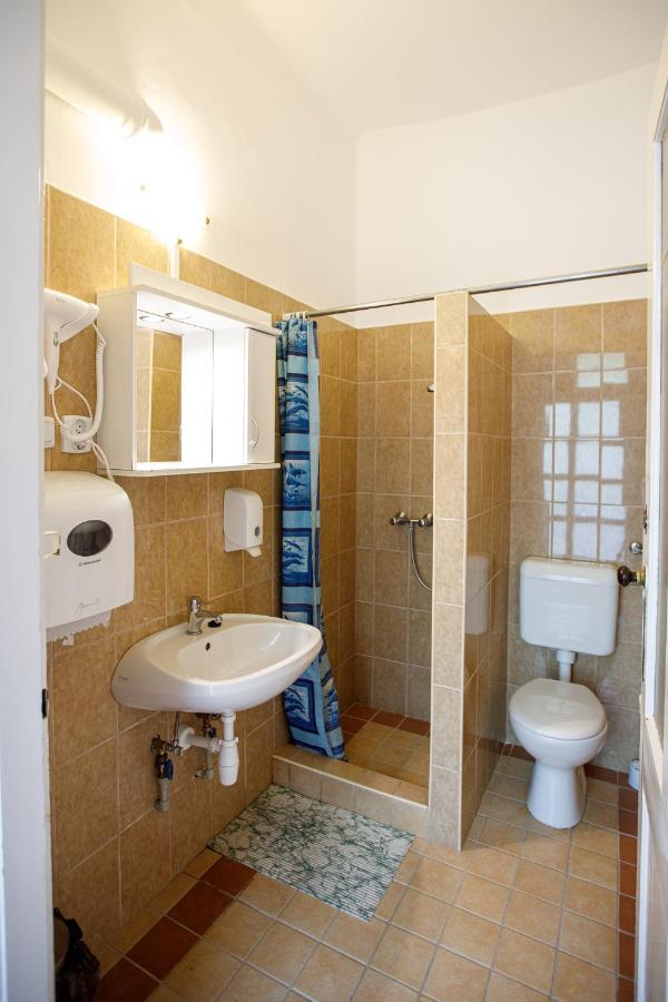 Central Apartman Gyula Extérieur photo