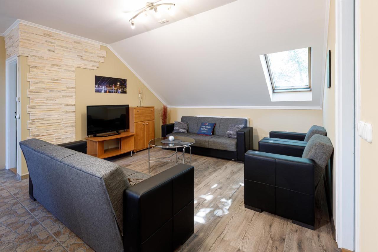 Central Apartman Gyula Extérieur photo